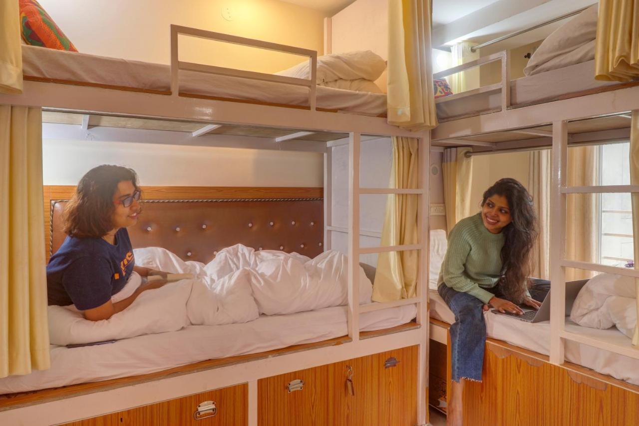 Karwaan Hostel Rishīkesh Buitenkant foto