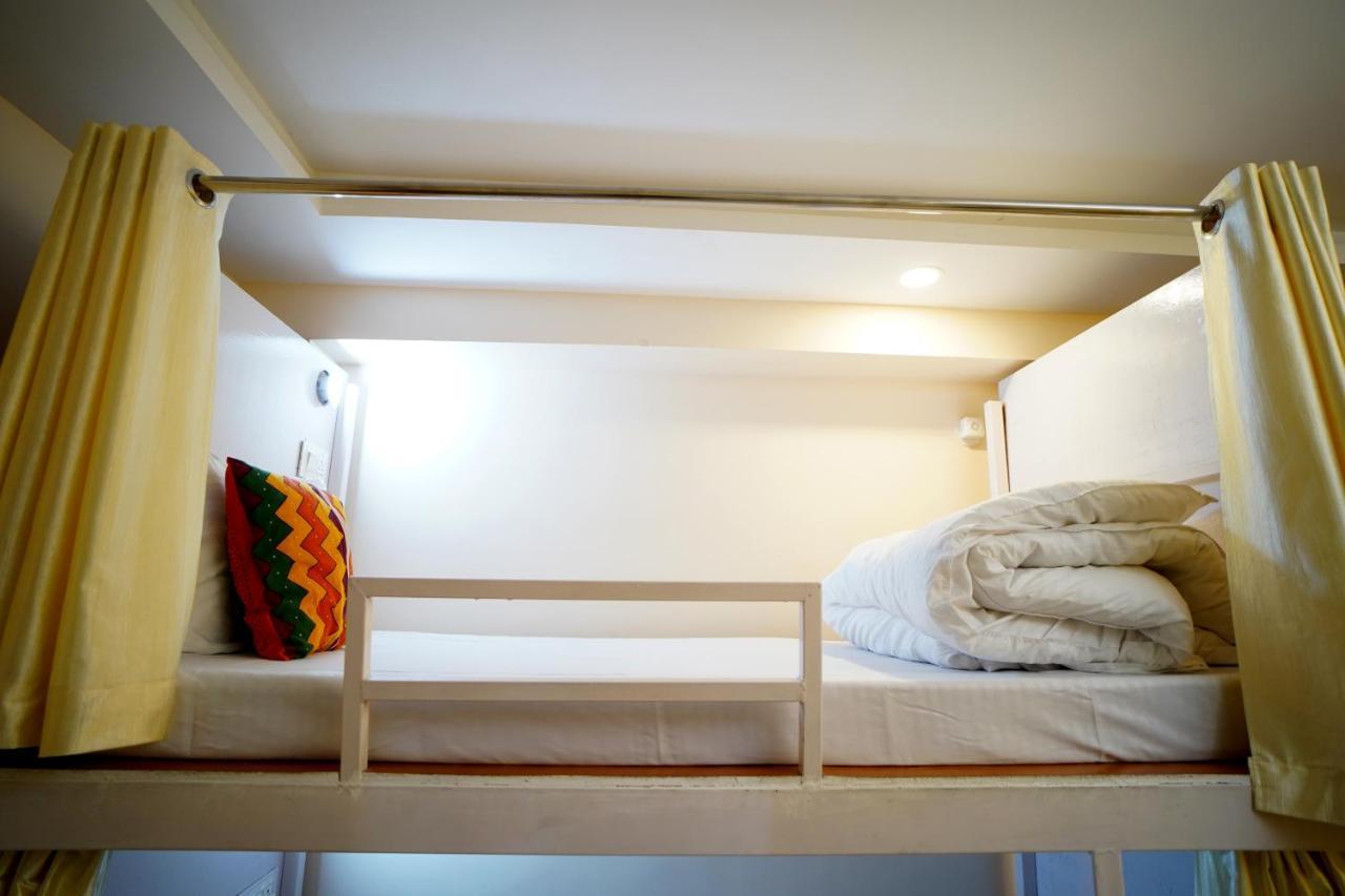Karwaan Hostel Rishīkesh Buitenkant foto