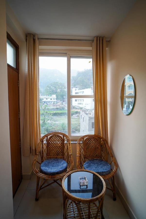 Karwaan Hostel Rishīkesh Buitenkant foto