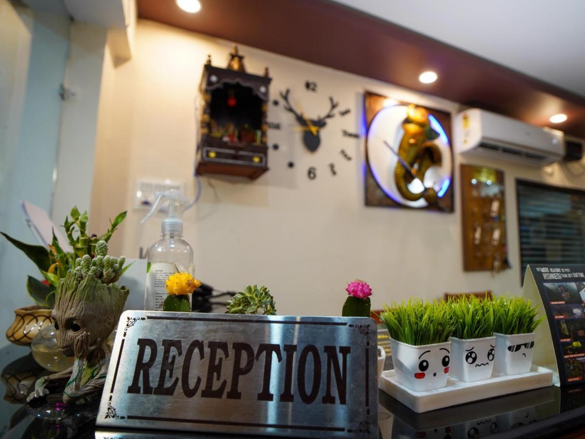 Karwaan Hostel Rishīkesh Buitenkant foto