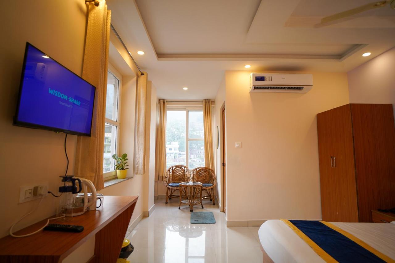 Karwaan Hostel Rishīkesh Buitenkant foto