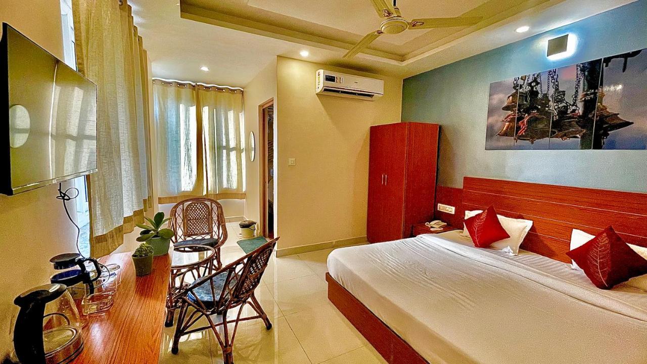 Karwaan Hostel Rishīkesh Buitenkant foto