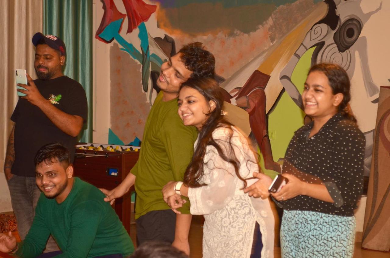 Karwaan Hostel Rishīkesh Buitenkant foto